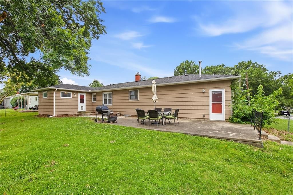 5725 Oxford Avenue — photo 36