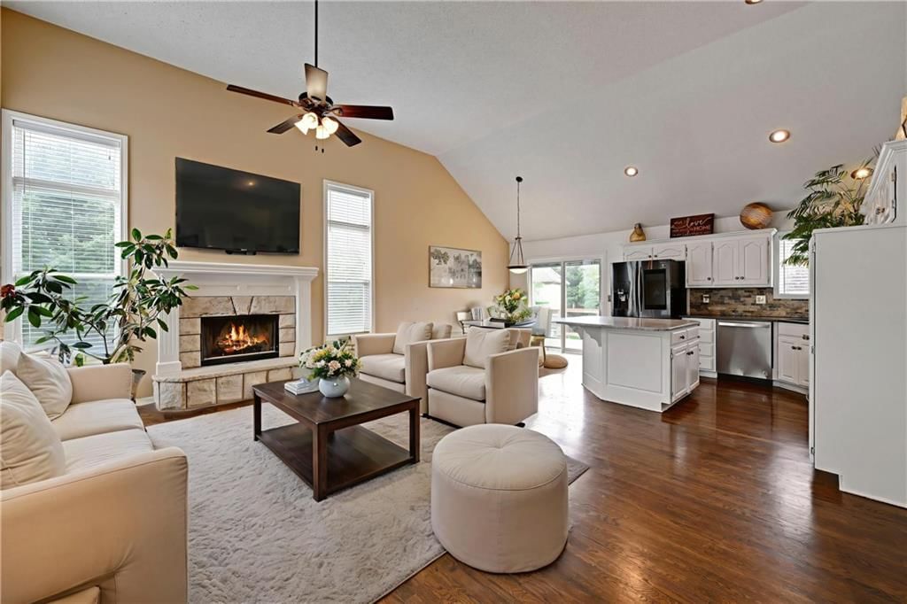6319 NORESTON Street — photo 6