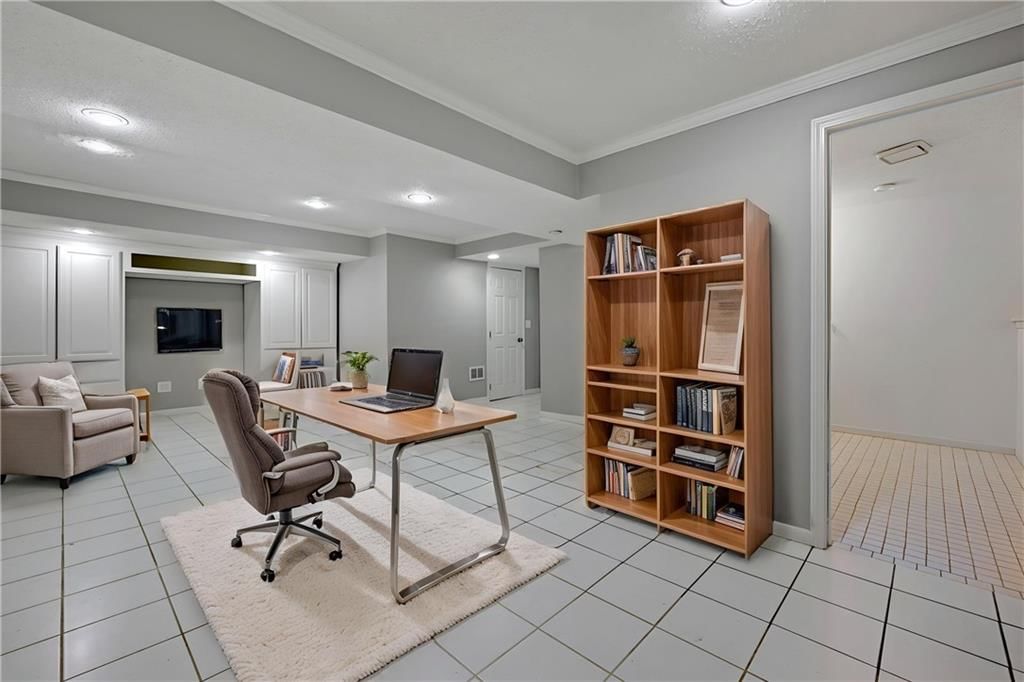 6319 NORESTON Street — photo 31