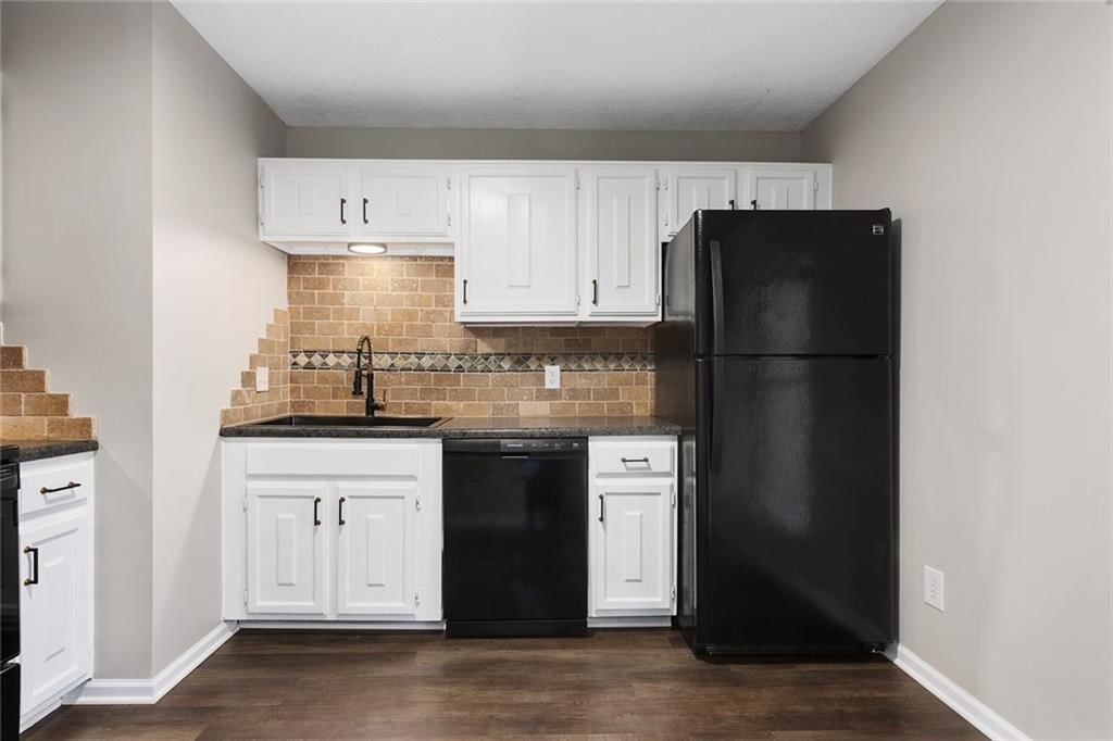 5708 N OREGON Avenue — photo 13