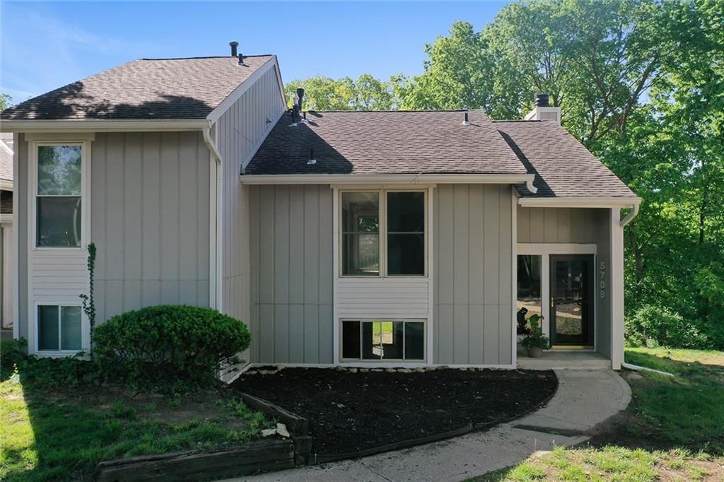 5708 N OREGON Avenue — photo 36