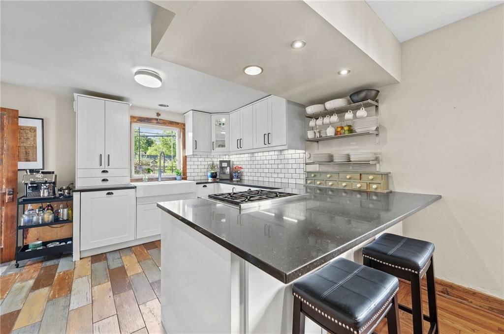 1403 E 24th Avenue — photo 16