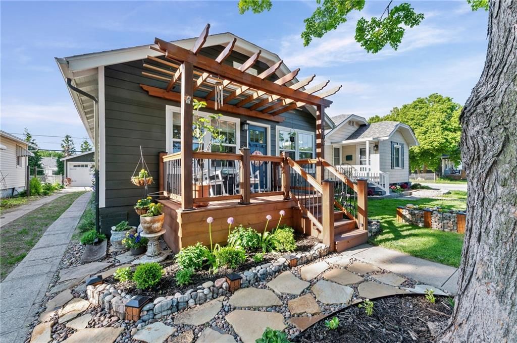 1403 E 24th Avenue — photo 63