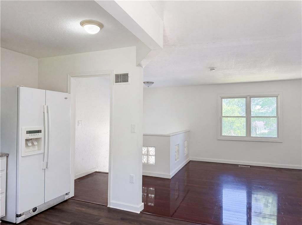 16517 E 35th Street Court — photo 3