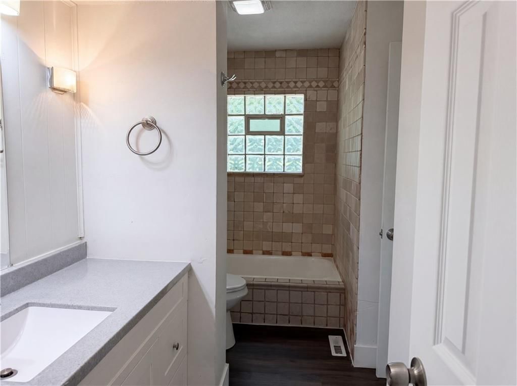 16517 E 35th Street Court — photo 6