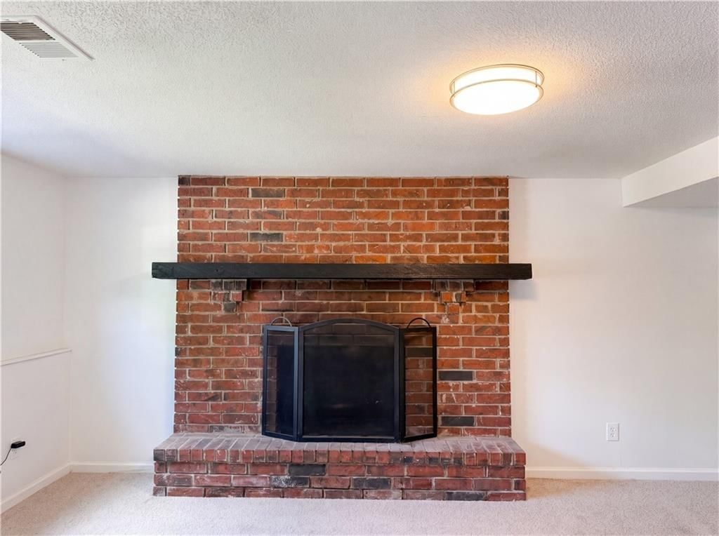 16517 E 35th Street Court — photo 9