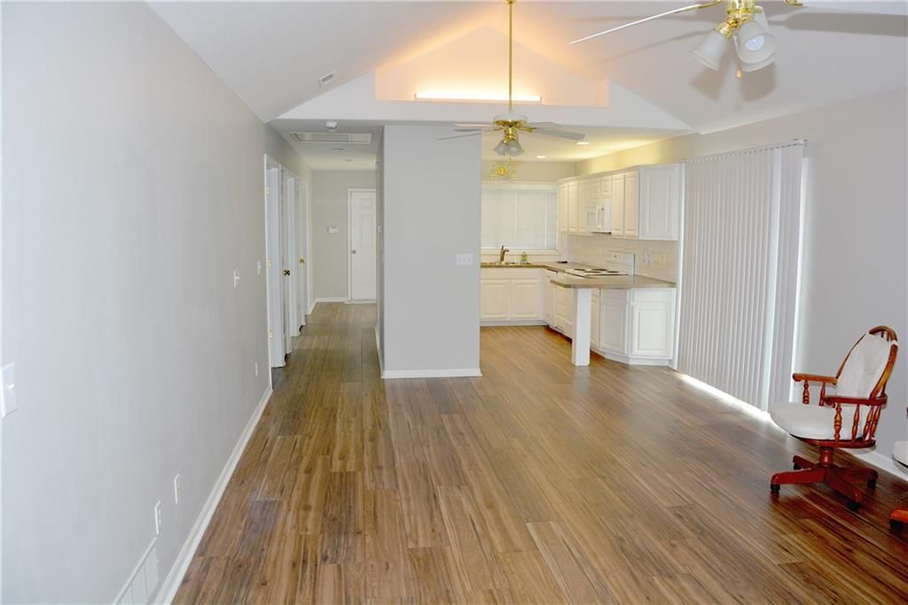 901 NW North Ridge Court — photo 10