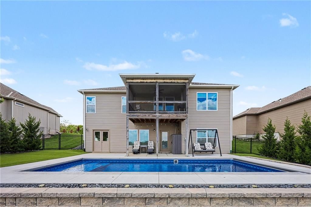 17605 Greyhawke Ridge Drive — photo 3