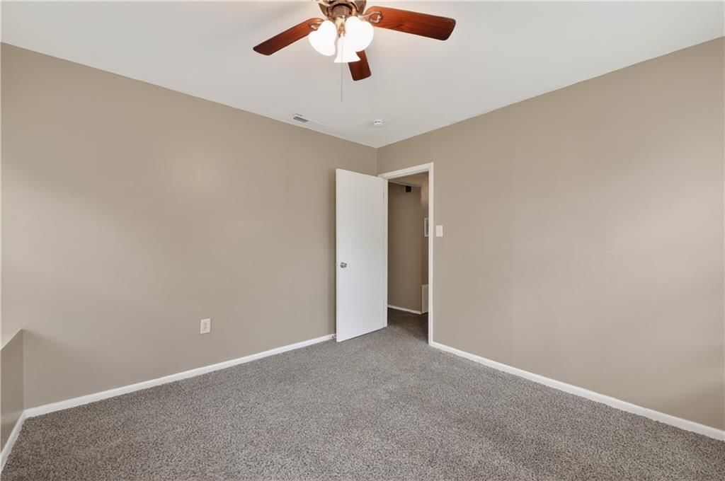 5131 Oakland Avenue — photo 7