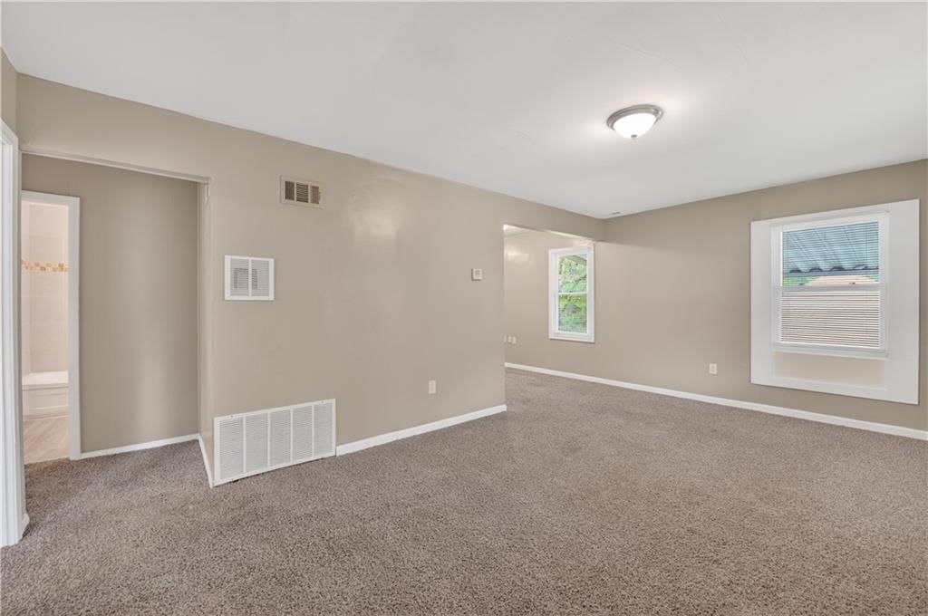 5131 Oakland Avenue — photo 9