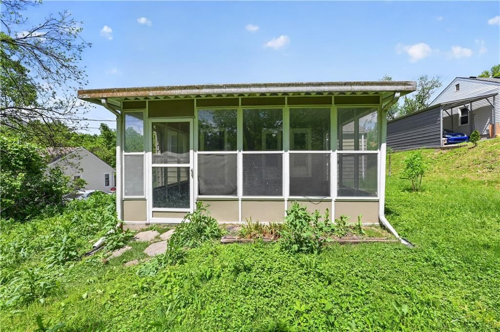 5131 Oakland Avenue — photo 27
