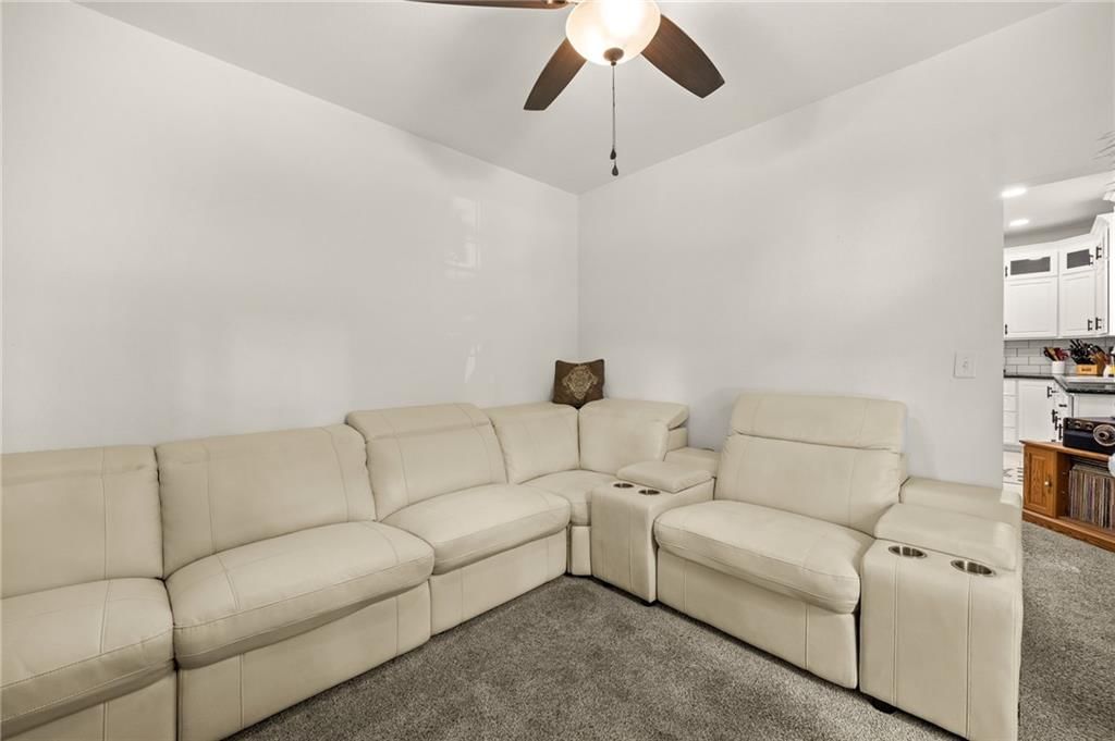 1423 S Moniteau Avenue — photo 8
