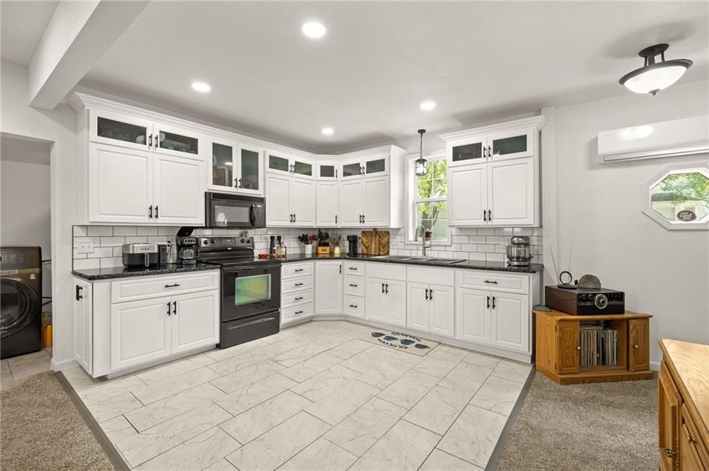 1423 S Moniteau Avenue — photo 11