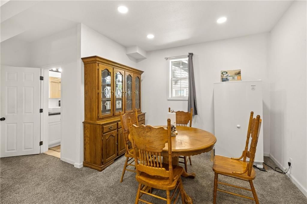 1423 S Moniteau Avenue — photo 17
