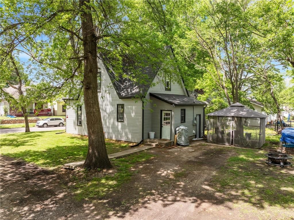 1423 S Moniteau Avenue — photo 38