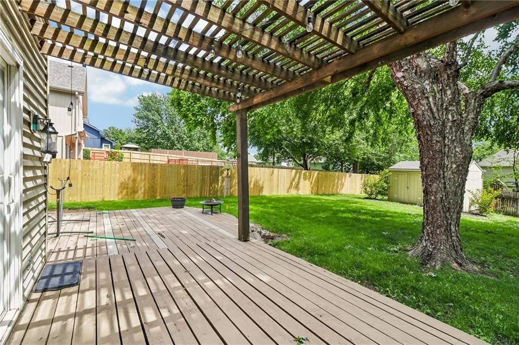 5115 NW 66th Terrace — photo 33