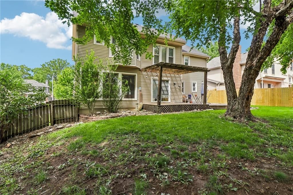 5115 NW 66th Terrace — photo 35