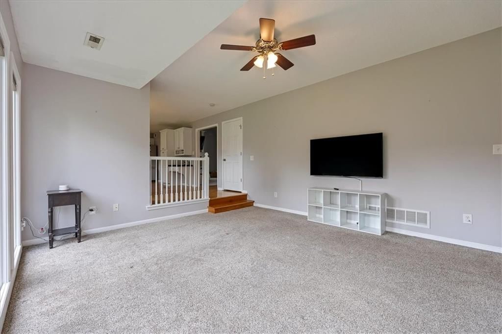 7324 N Manchester Avenue — photo 10