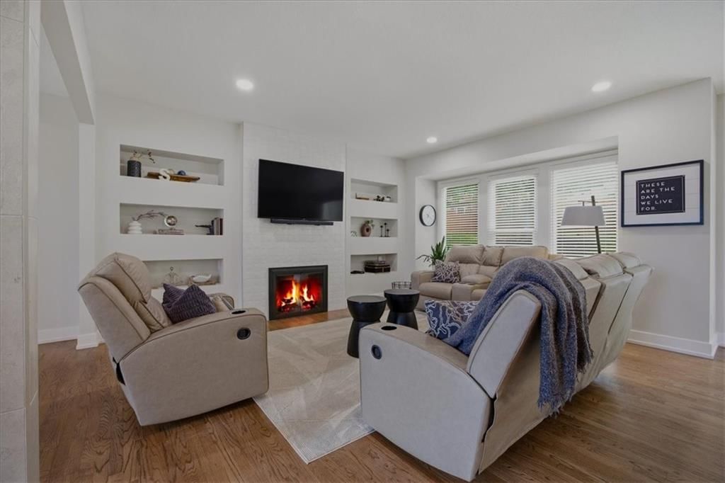 21617 W 97 Terrace — photo 6
