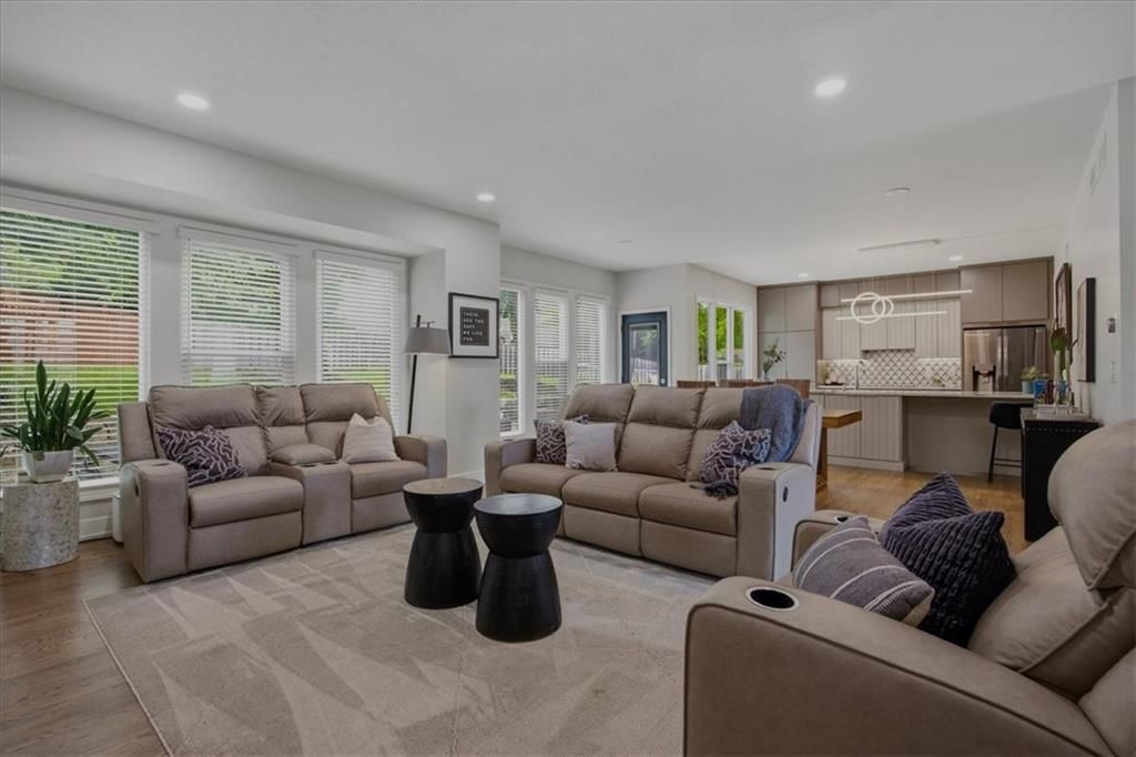 21617 W 97 Terrace — photo 7