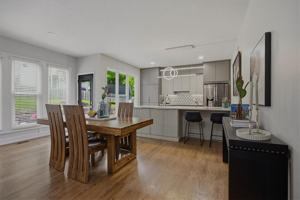 21617 W 97 Terrace — photo 9