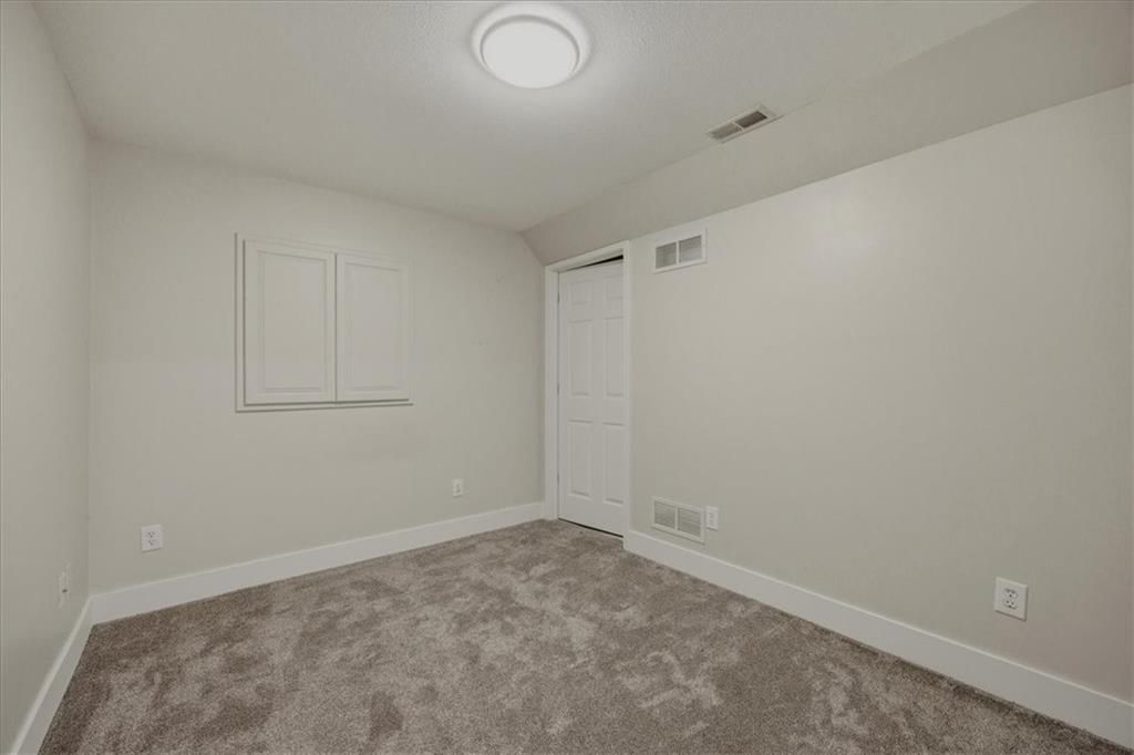 21617 W 97 Terrace — photo 31
