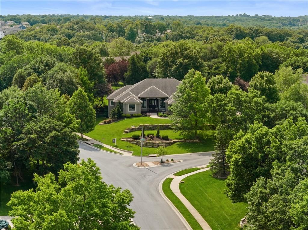 319 NW Rockwood Court — photo 50