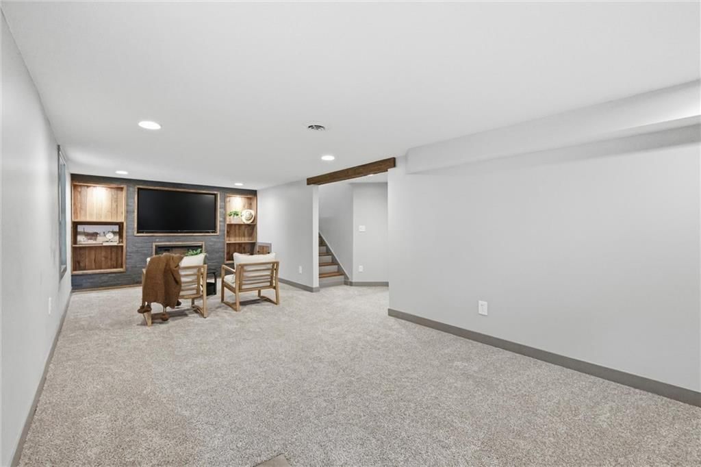 27725 W 207th Street — photo 21