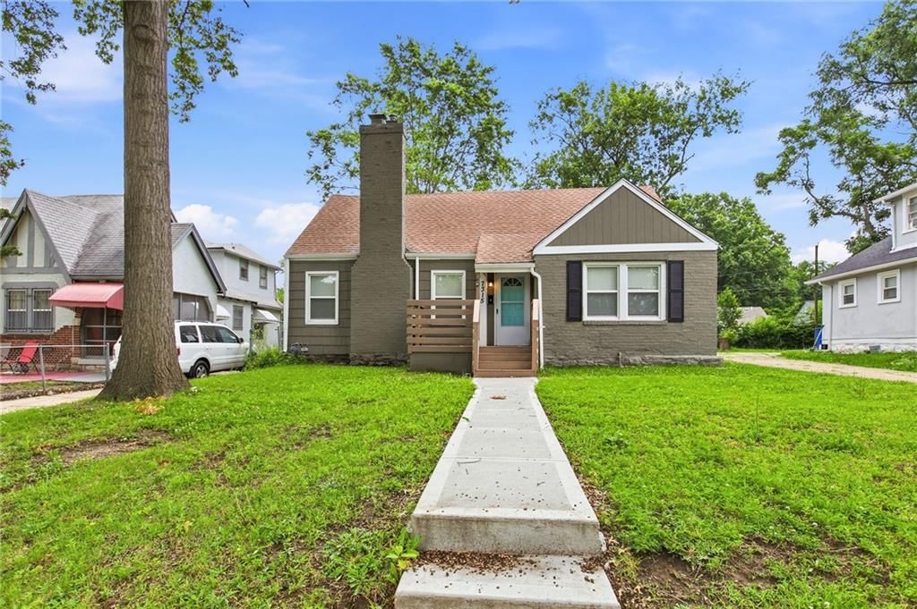 7315 Lydia Avenue — photo 2
