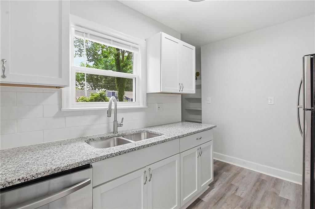 7315 Lydia Avenue — photo 13