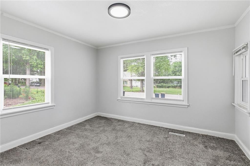 7315 Lydia Avenue — photo 23