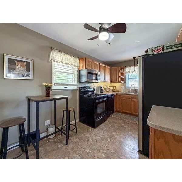 2311 Washington Street — photo 4