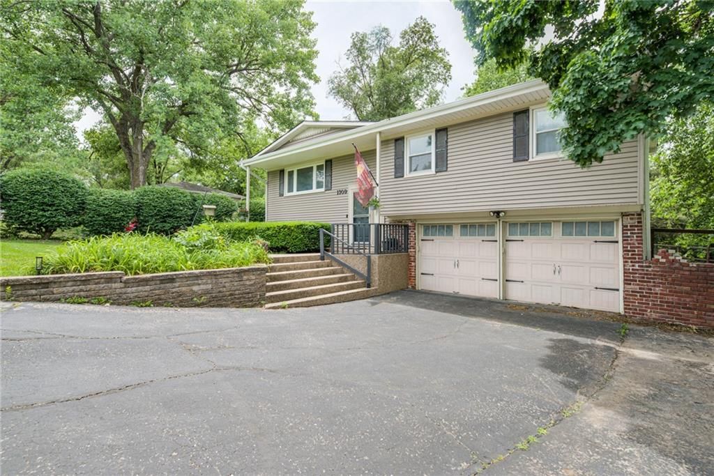 1309 N Leeview Circle — photo 4