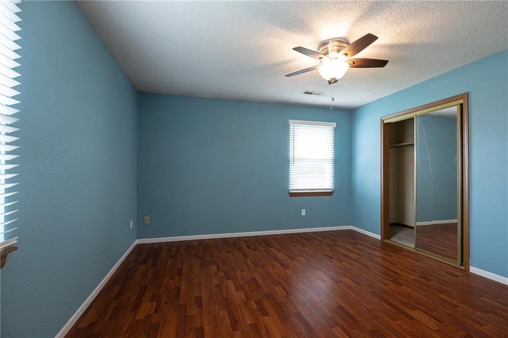 527 NE 6th #A Street — photo 15