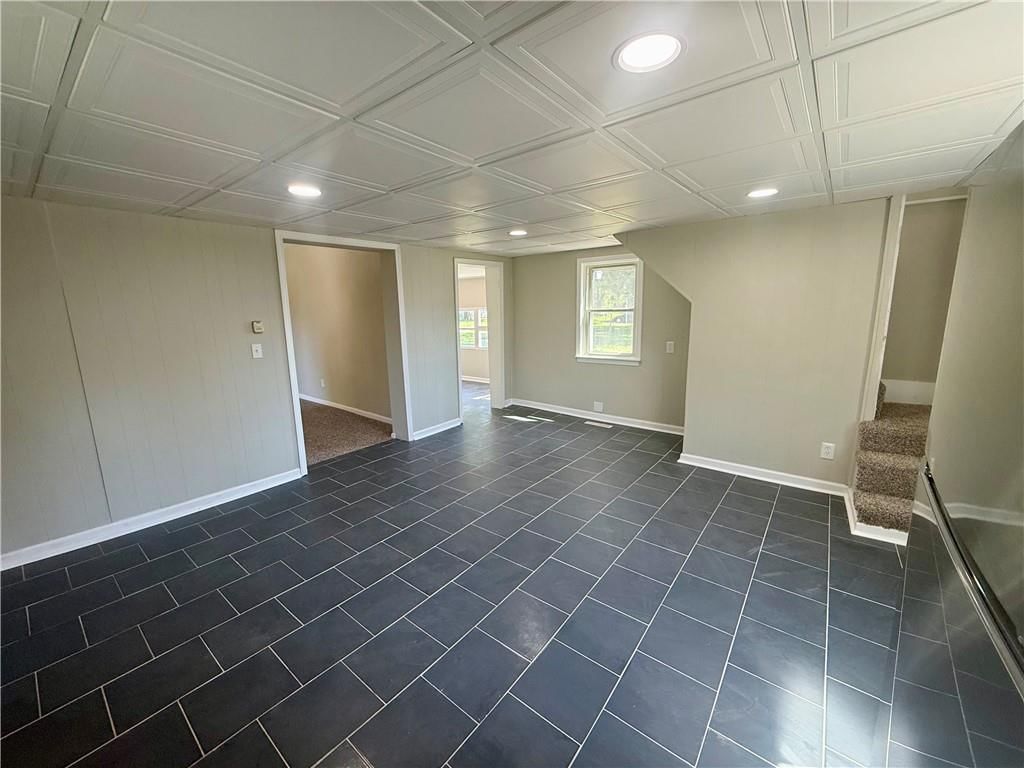 403 E Chestnut Street — photo 20