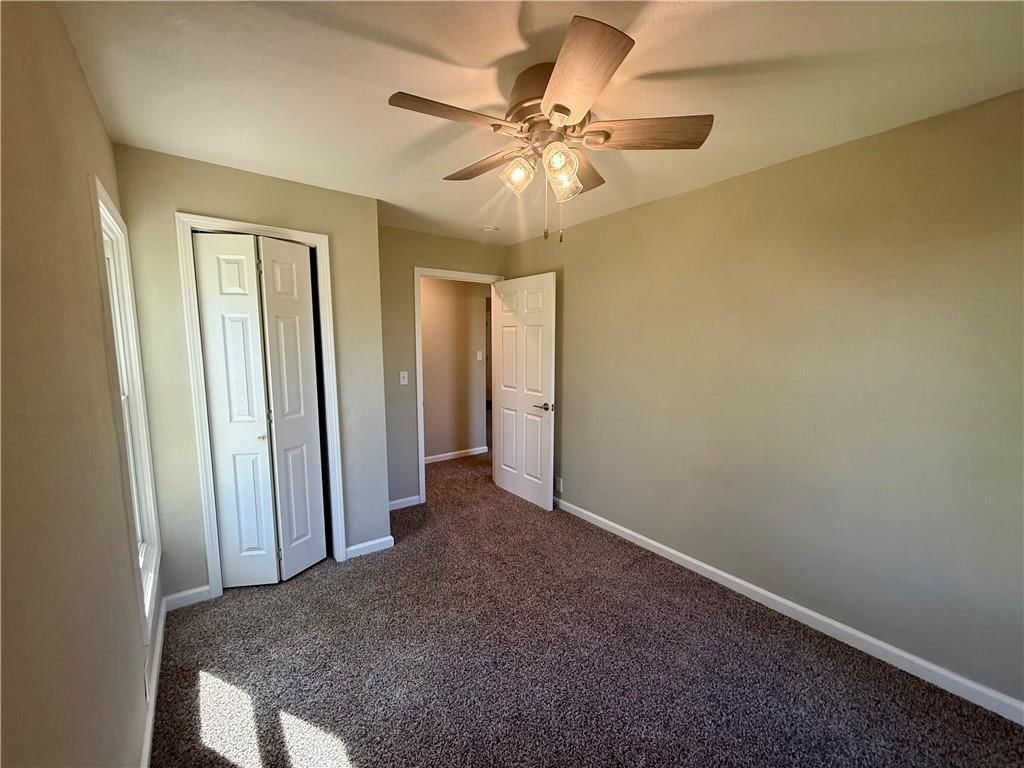 403 E Chestnut Street — photo 28