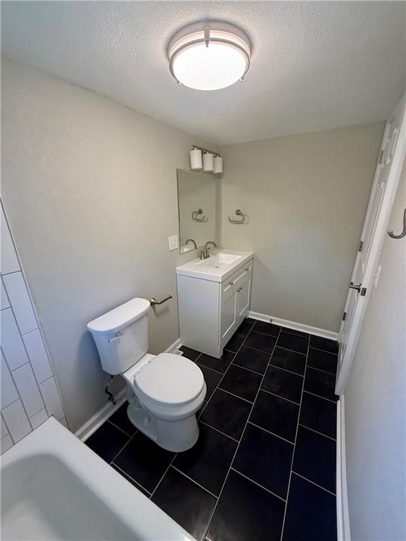 403 E Chestnut Street — photo 33