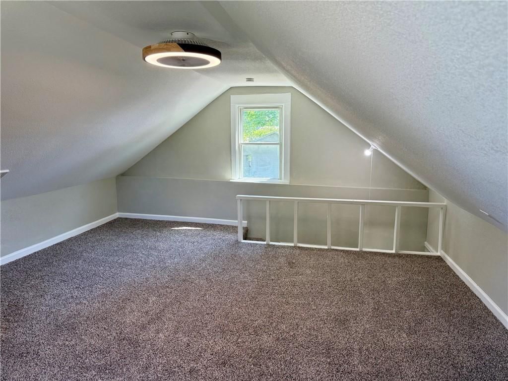 403 E Chestnut Street — photo 35