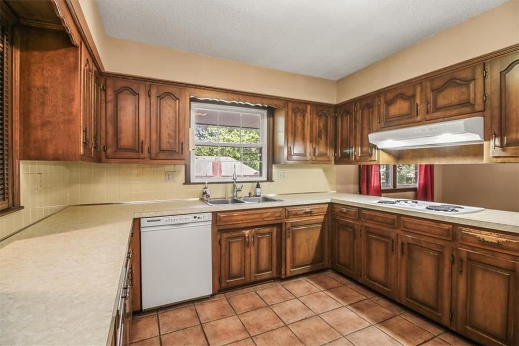 3522 S Delaware Avenue — photo 8