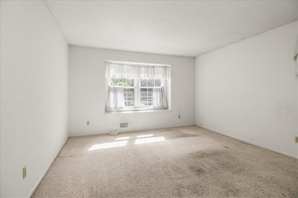 3522 S Delaware Avenue — photo 23