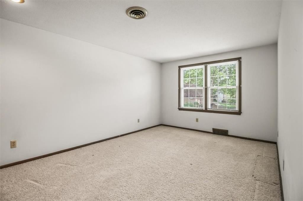 3522 S Delaware Avenue — photo 27