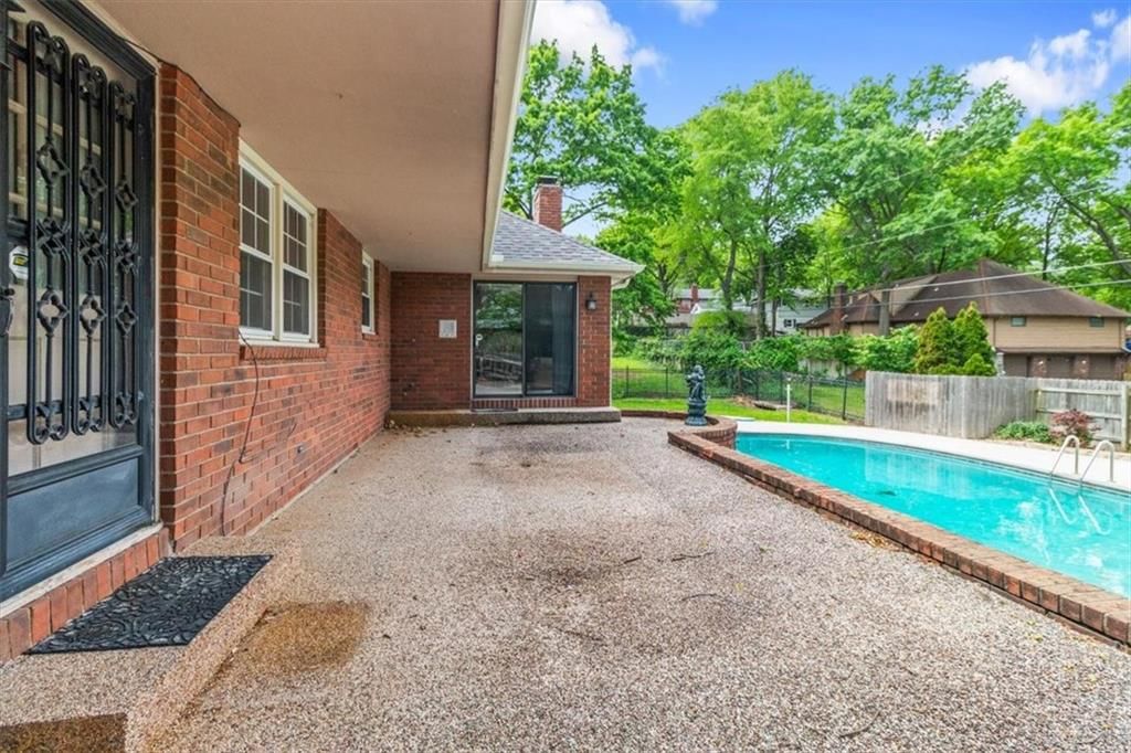 3522 S Delaware Avenue — photo 42