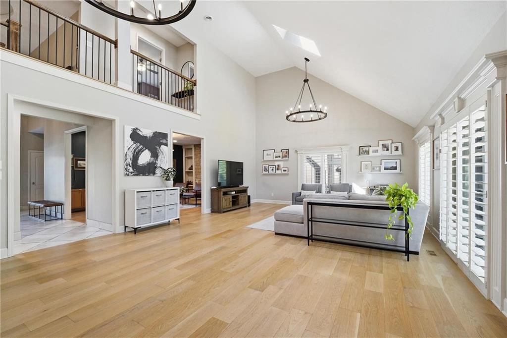 2448 NW Valley View Drive — photo 12