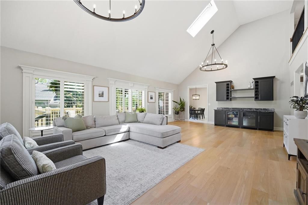 2448 NW Valley View Drive — photo 15