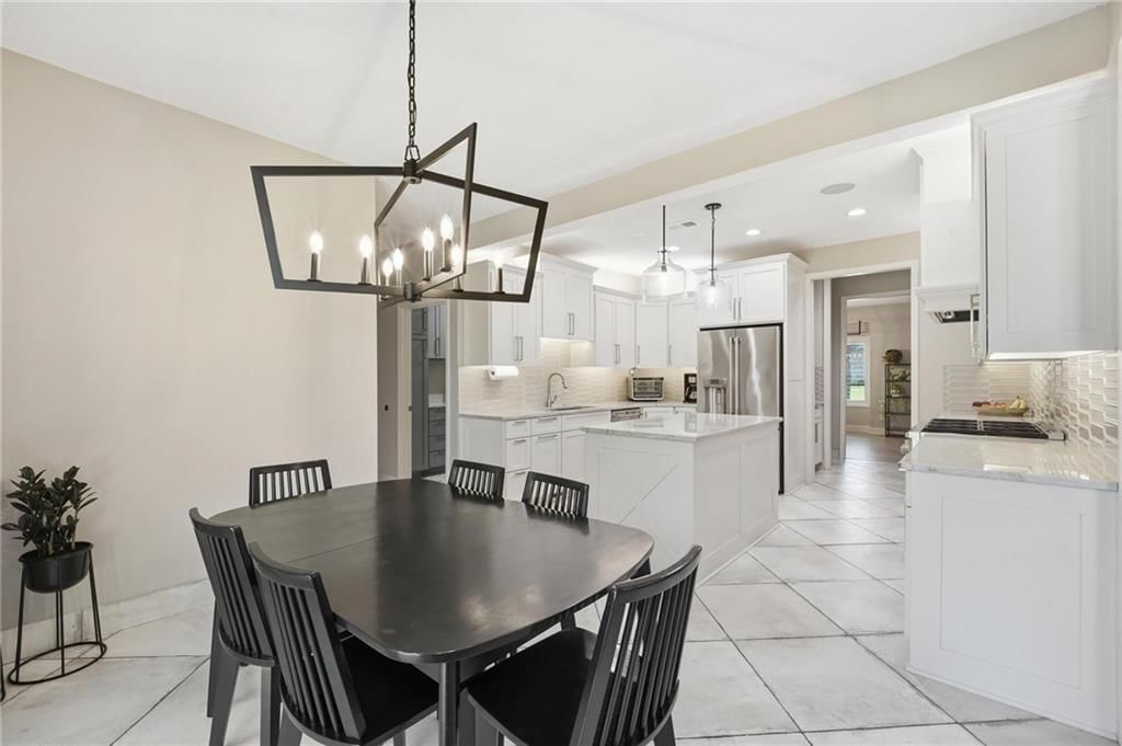 2448 NW Valley View Drive — photo 36