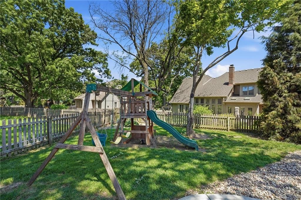 2448 NW Valley View Drive — photo 63