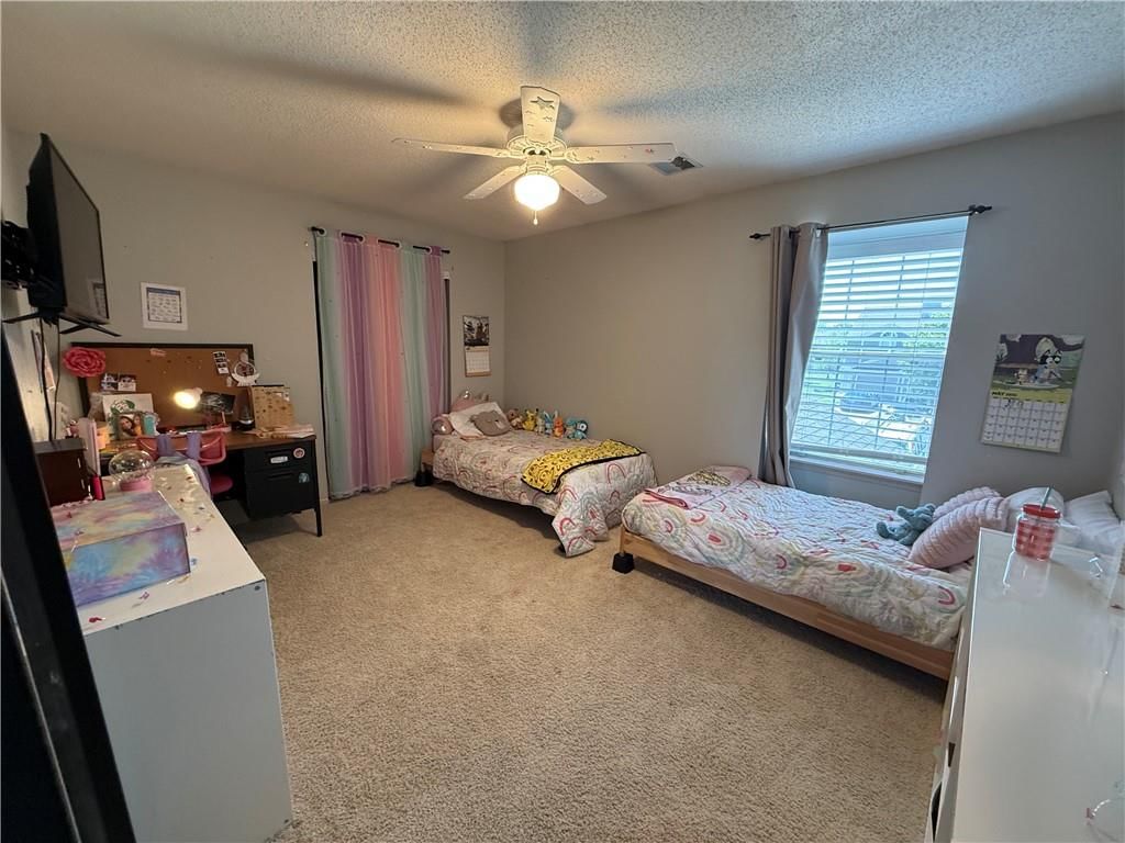 5613 NW Moonlight Meadow Court — photo 9