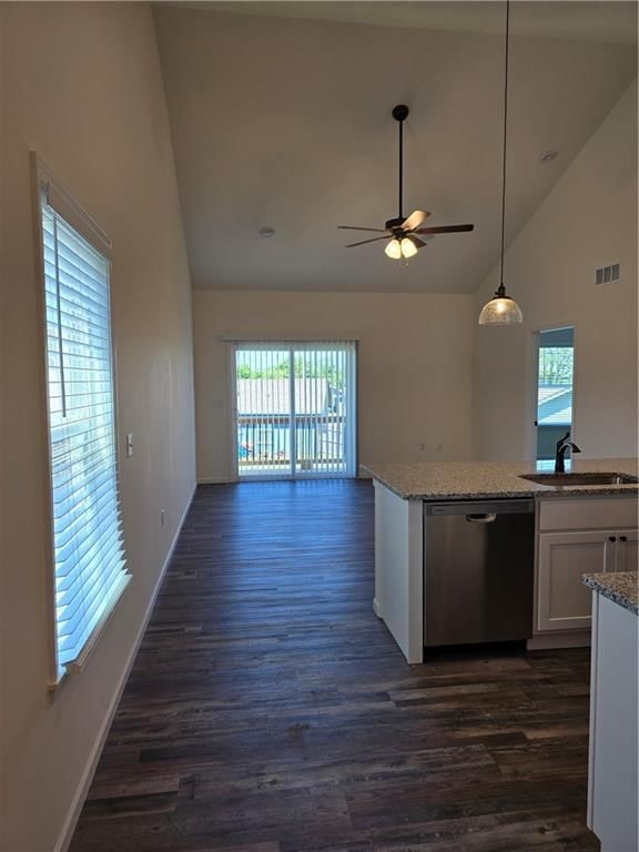 1727 Elderberry Lane — photo 6