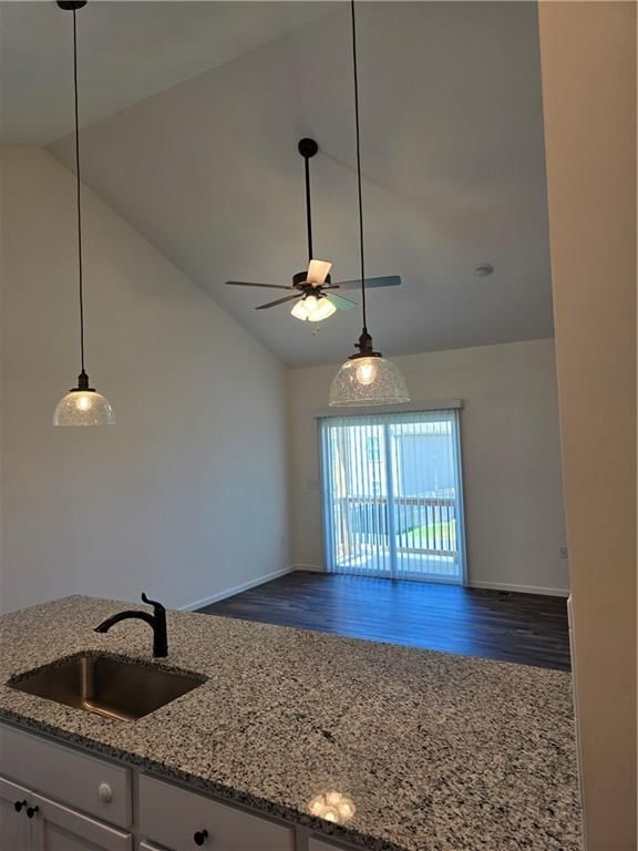 1727 Elderberry Lane — photo 11