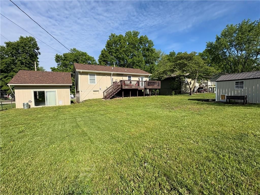 2303 Easton Street — photo 7